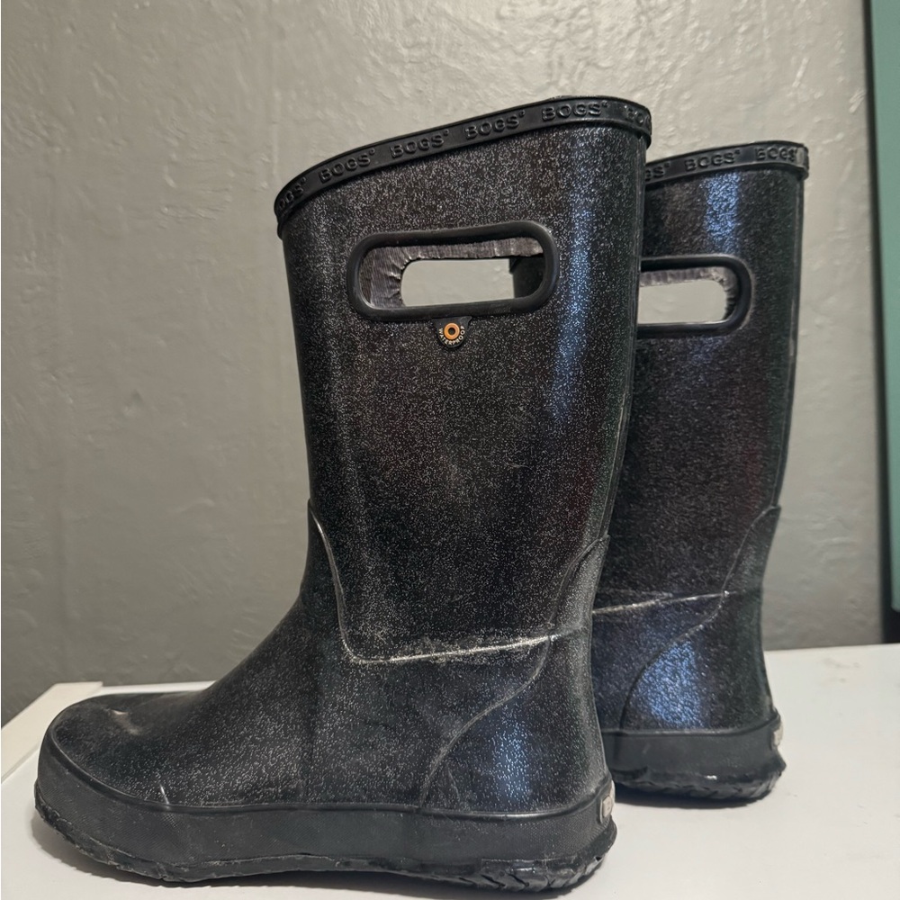 Black Tall Rain Boots with Glittery Finish and Sturdy Rubber Sole